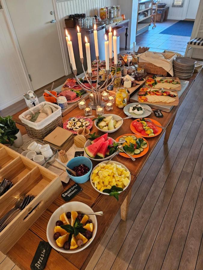 Kaptenshuset Bed&Breakfast Kivik Eksteriør bilde